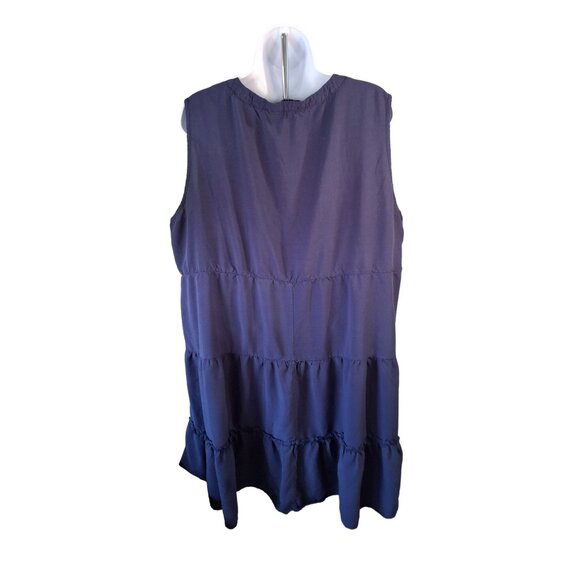 Bloomchic Sleeveless Tiered Blouse Tunic 22/24 Blue Notch Neck Flowy Boho Chic - Picture 2 of 6